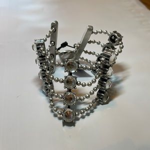 NWT in Chicos Original Packaging Valerie Mag NoSz Silver and Crystal